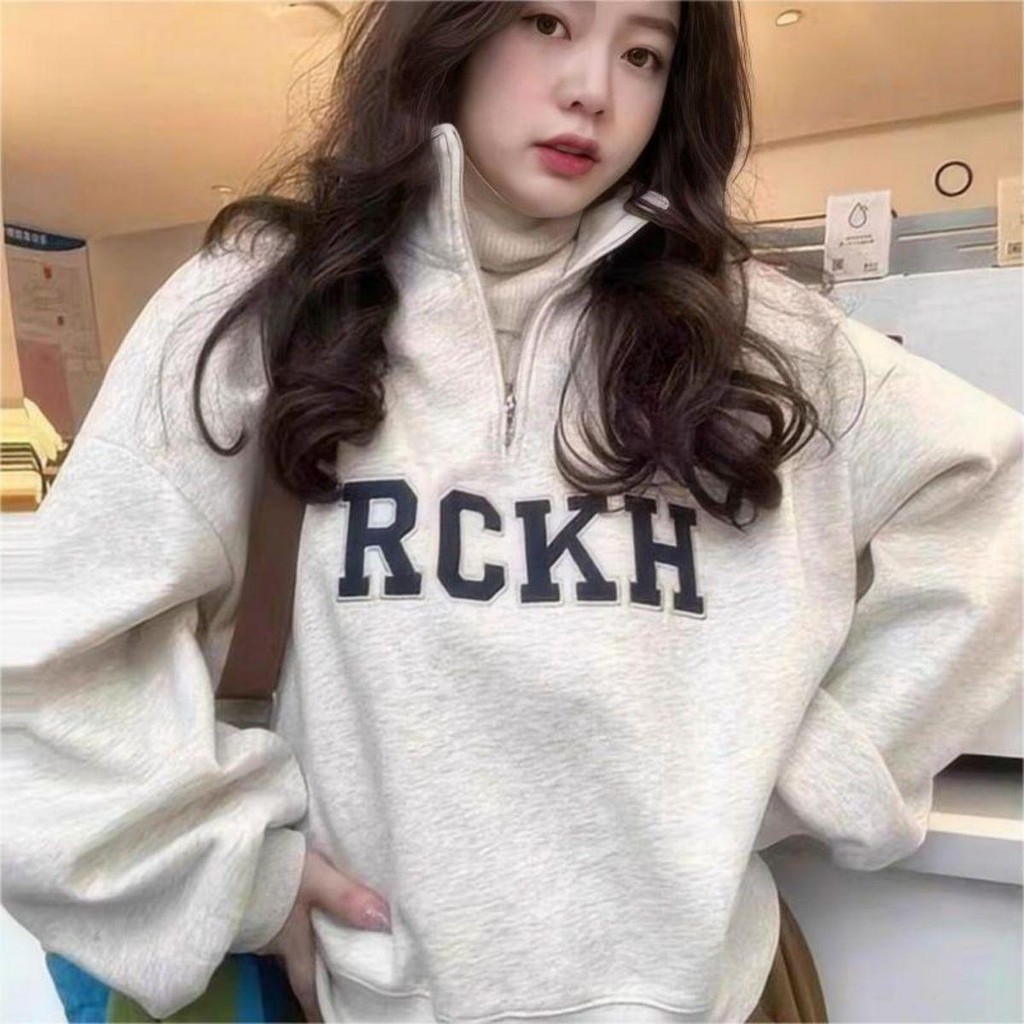 จาก Boxy Womens Cotton Fleece Bomber Jacket Loose Fit Letter ปักผ้าคอ Hot 2024- BUN222