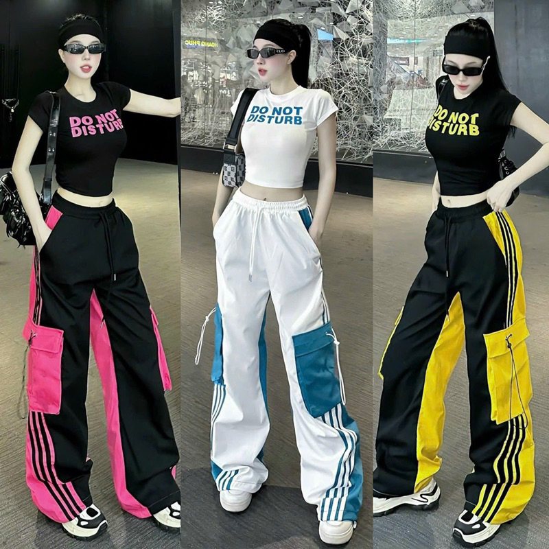 ชุดออกกําลังกายซุมบาแอโรบิคสวยๆ กางเกงสีกากีเรียบ / เสื้อยืด 4 ทาง
