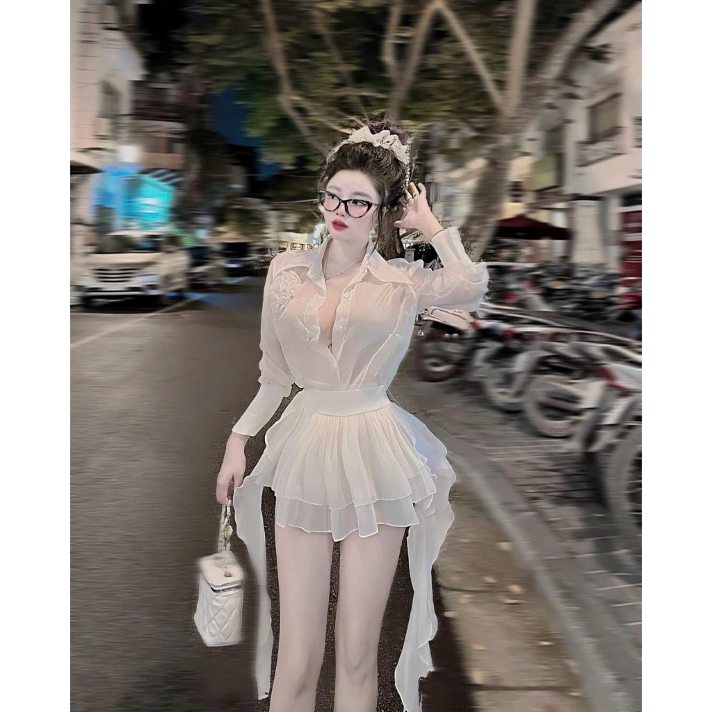 ชุด กระโปรงไหมพรมชั้น 2 ชั้น พร้อมเสื้อทวิสสวยๆ เหมือนแบบภาพ