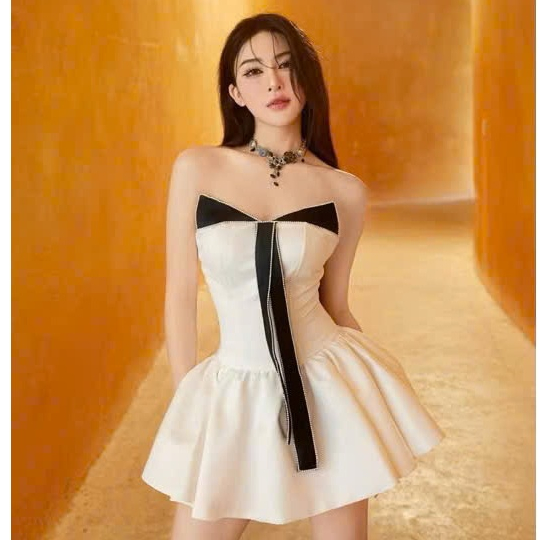 ชุดเดรสดีไซน์โบว์พร้อมสายโซ่หิน K5750_CAROTSHOP