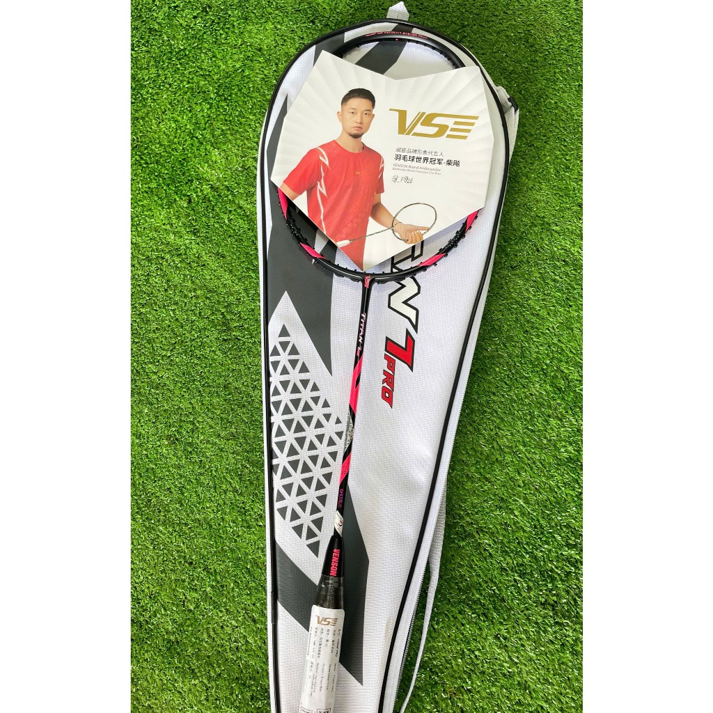 BADMINTON CKET VS TITAN 7 PRO GENUINE PINK BLACK 6 MONTHS, FREE STRING, HANDLE, AVAILABLE 11KG