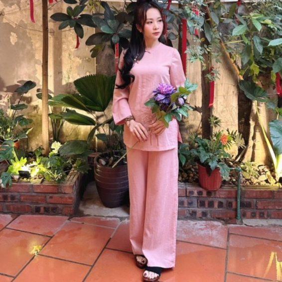 (BOTH SHOP)Buddhist Set - สูทคอกลมสีน้ําเงิน - ดอกเบญจมาศ - ผ้าลินิน ปักลายดอกบัว (SHG12)