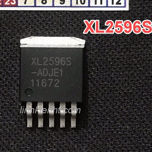 ส่วนประกอบ IC แรงดันต่ําใหม่ XL2596S-ADJ XL2596S XL2596 TO-263 LM
