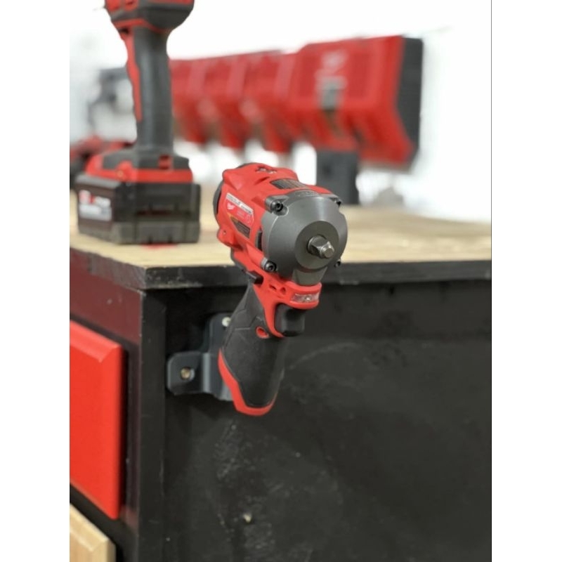 แท่นชาร์จ Milwaukee M12