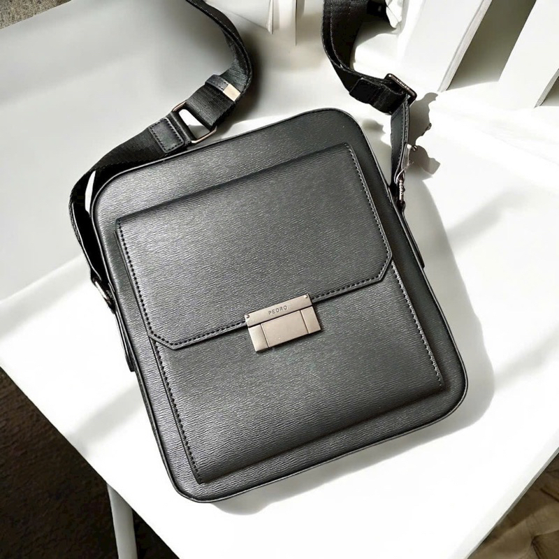 Pedro Premium Vertical Crossbody Bag for Men