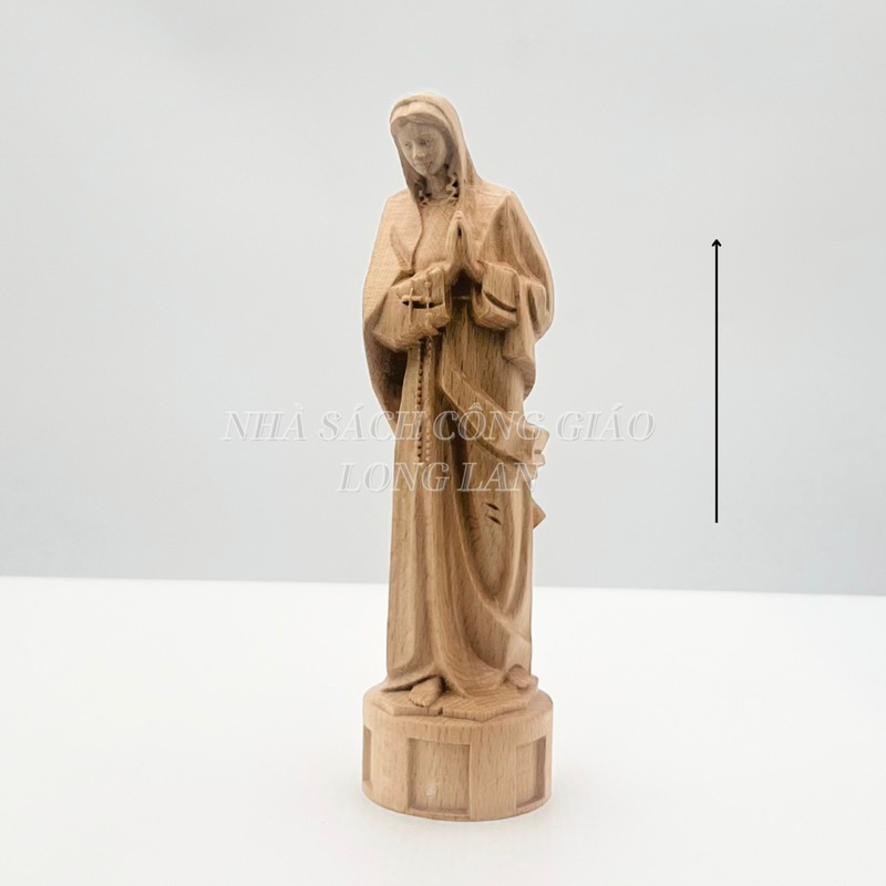 BEACH WOODEN OWL MOUNTAIN MOTHER STATUE