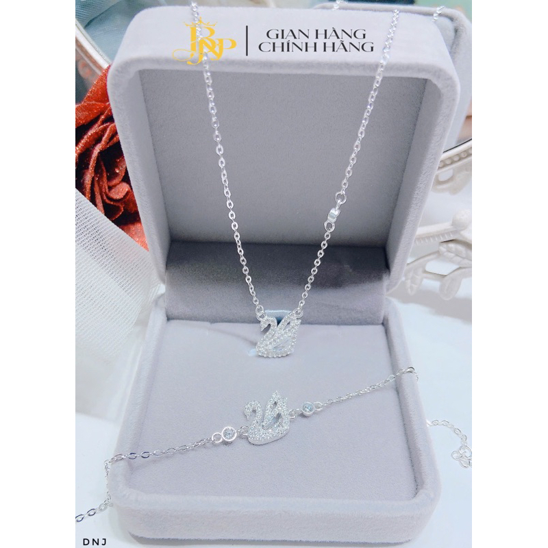 ชุดสร้อยคอและสร้อยข้อมือหงส์ วัสดุ BNP สีเงิน