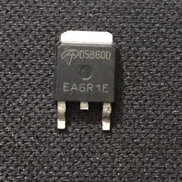 ส่วนประกอบ IGBT D5B60D AOD5B60D D5B60 600V 5A TO-252 ใหม่