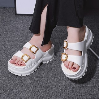 Dép Nữ Bánh Mì Hai Quai Ngang Khoá Mạ Vàng Đế Tăng Chiều 6cm Mẫu Mới MAVANG 2021