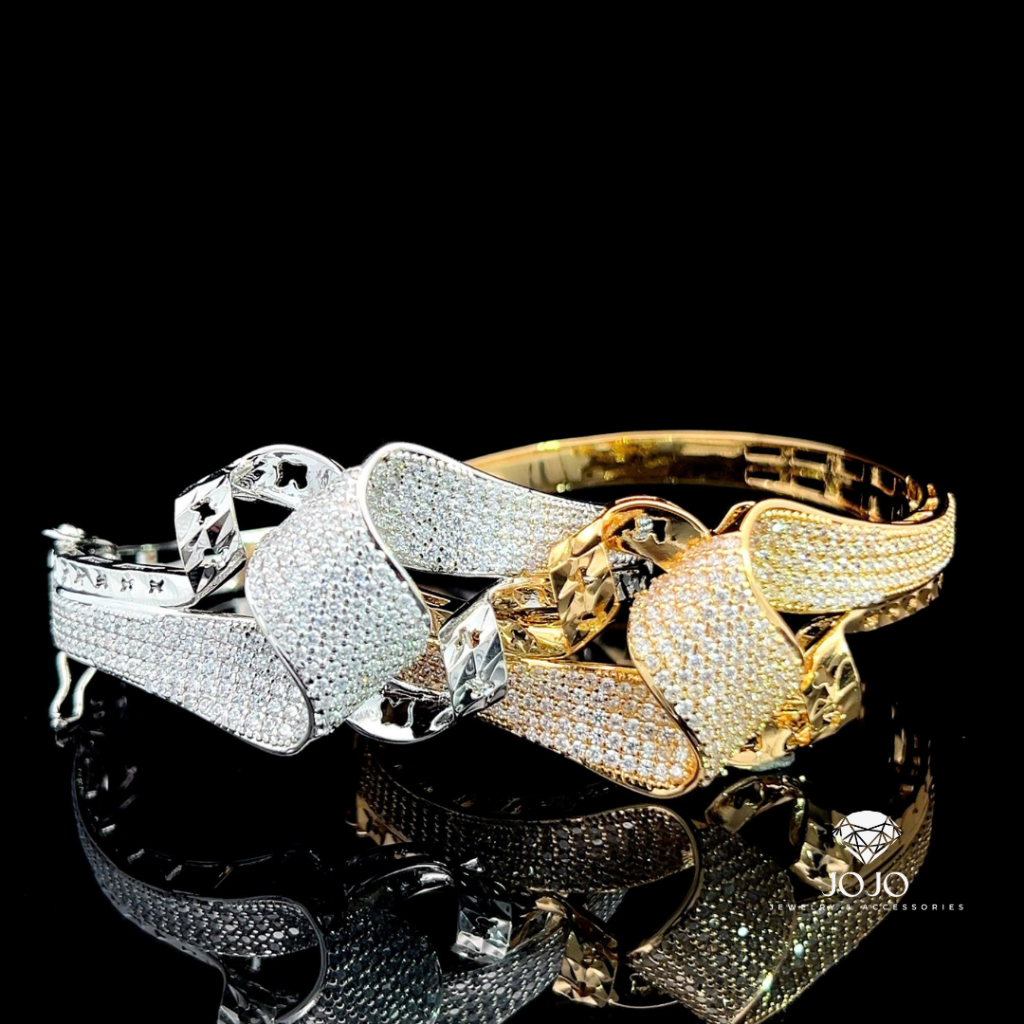 JOJO V361 สร้อยข้อมือผู้หญิงแผ่นหิน CZ ประกายหรูหรา - เล็บ อุปกรณ์เสริม