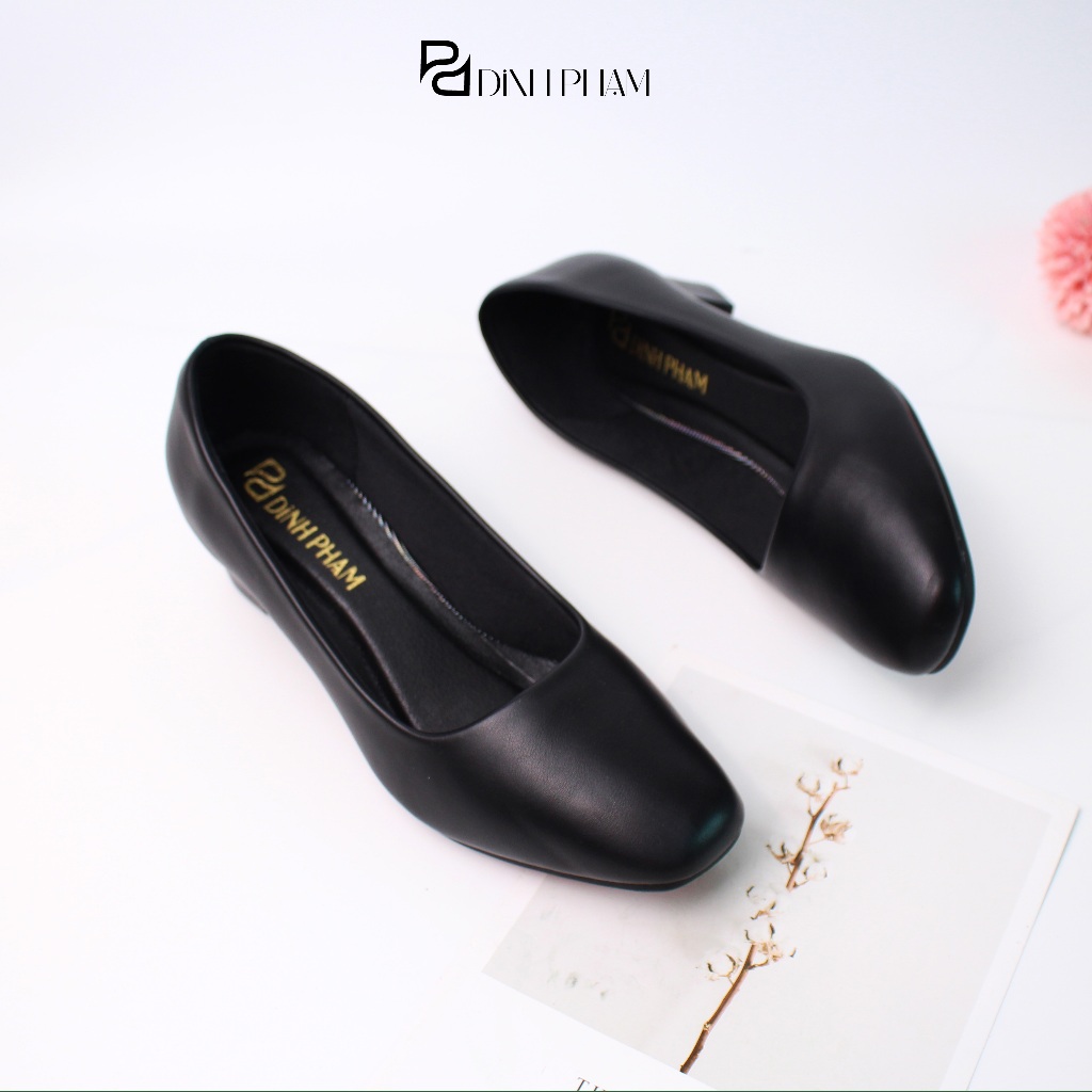 รองเท้าสีดํา 3p Square Toe