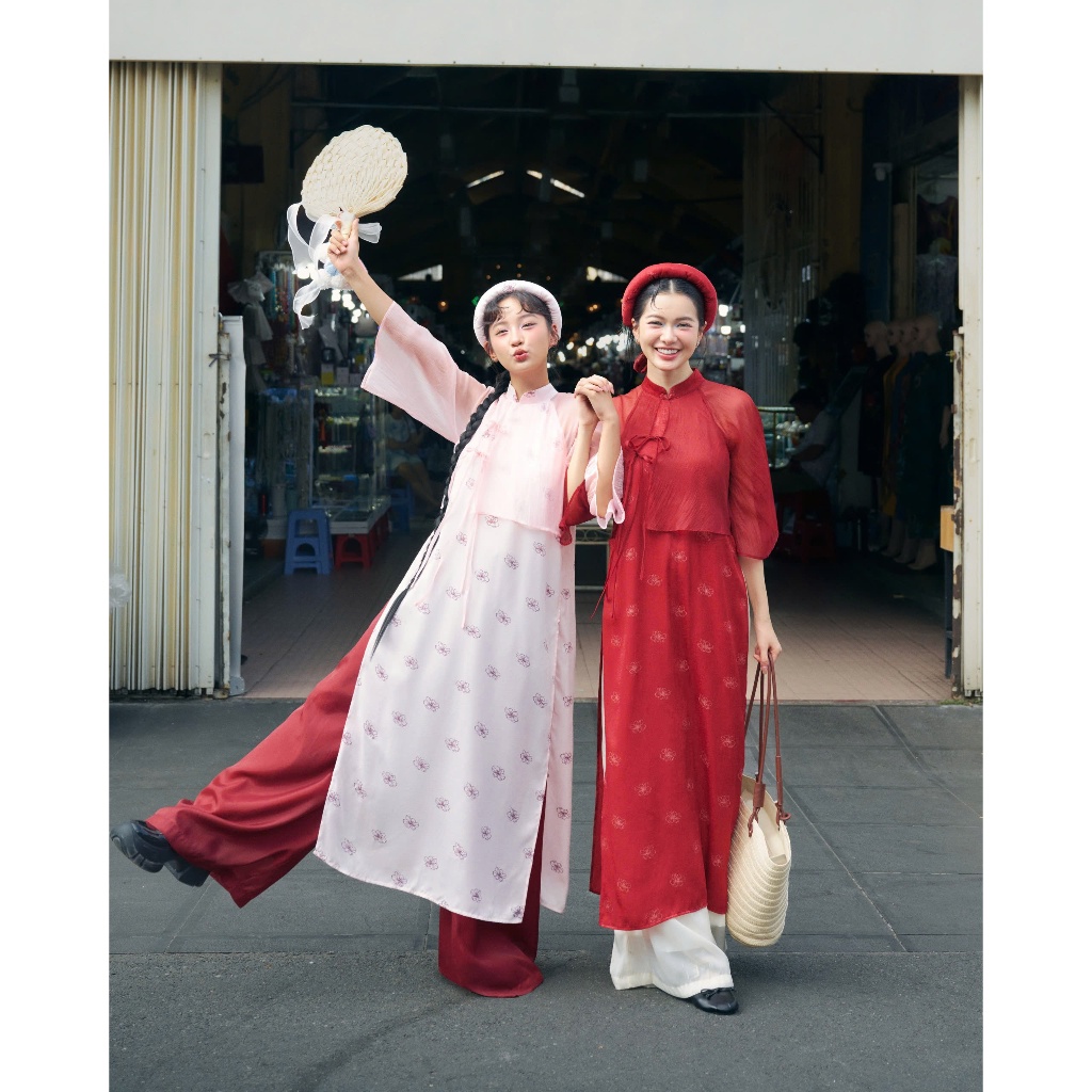 (ห้ามรวม) Remmus - Ha Mai Ao Dai | ดีไซน์พิมพ์ลายดอกไม้ผู้หญิง ao dai (ฟรี MANGER + ซองแดง + สติ๊กเกอร์)