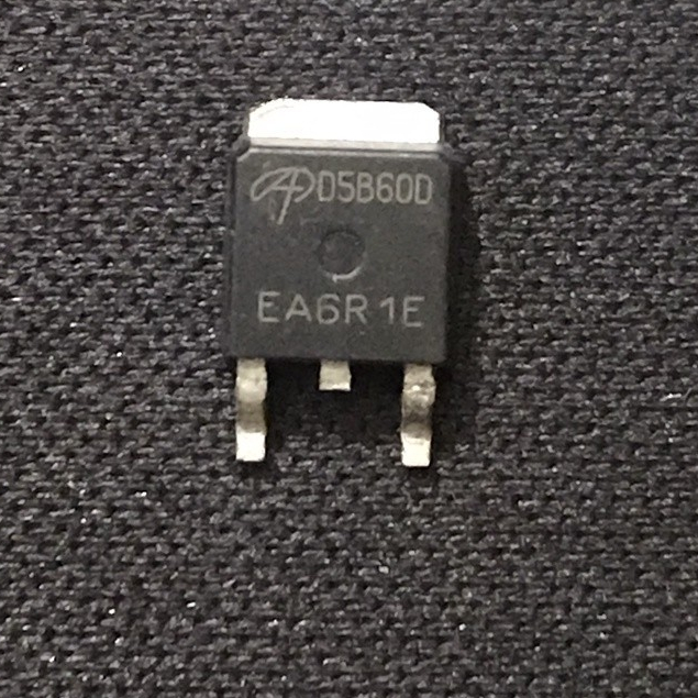 ส่วนประกอบ IGBT D5B60D AOD5B60D D5B60 600V 5A TO-252 ใหม่