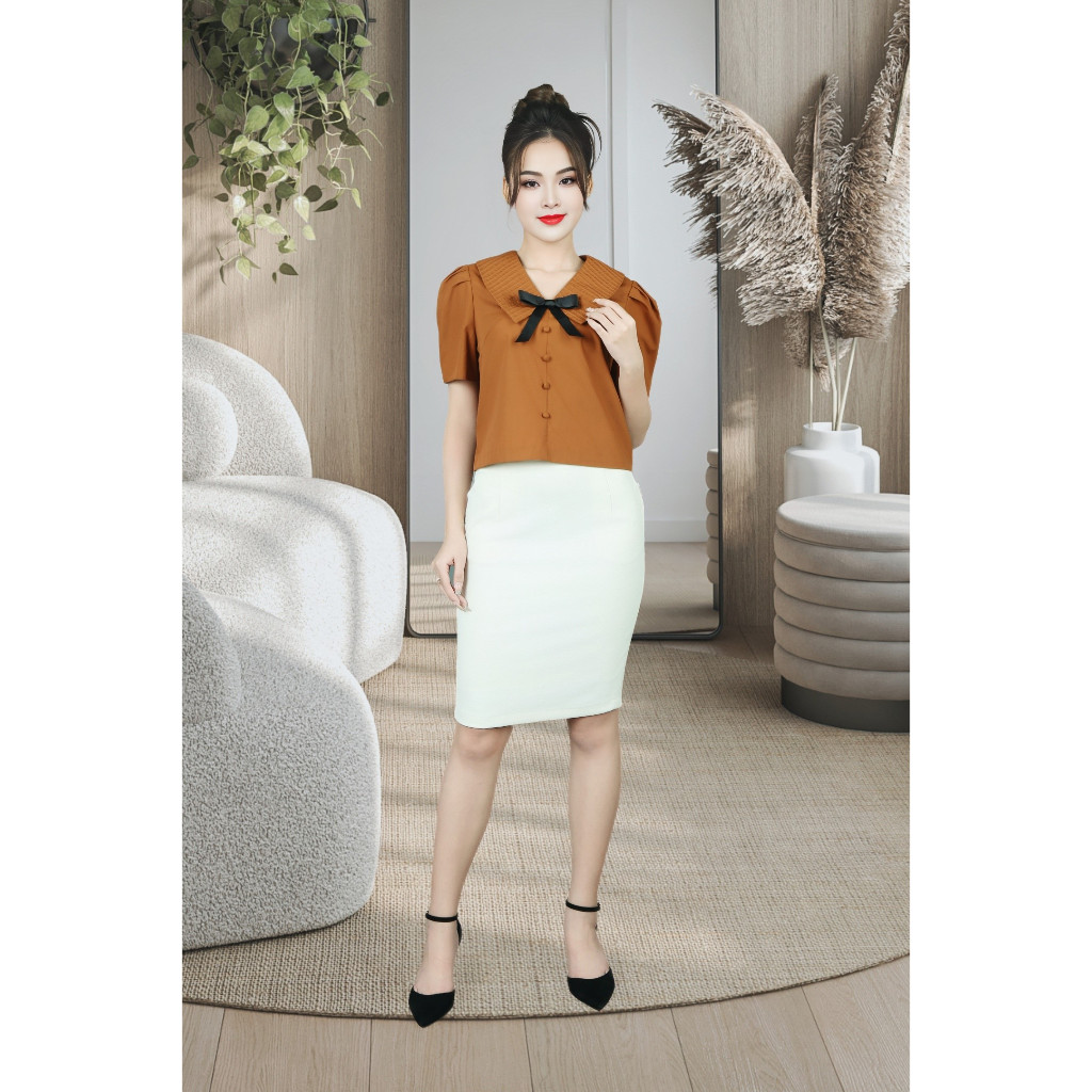 เสื้อครอปผ้าไหมมันเงาสีน้ําตาล เสื้อเชิ้ตแขนสั้นคอปกโบว์ ADB2353NA