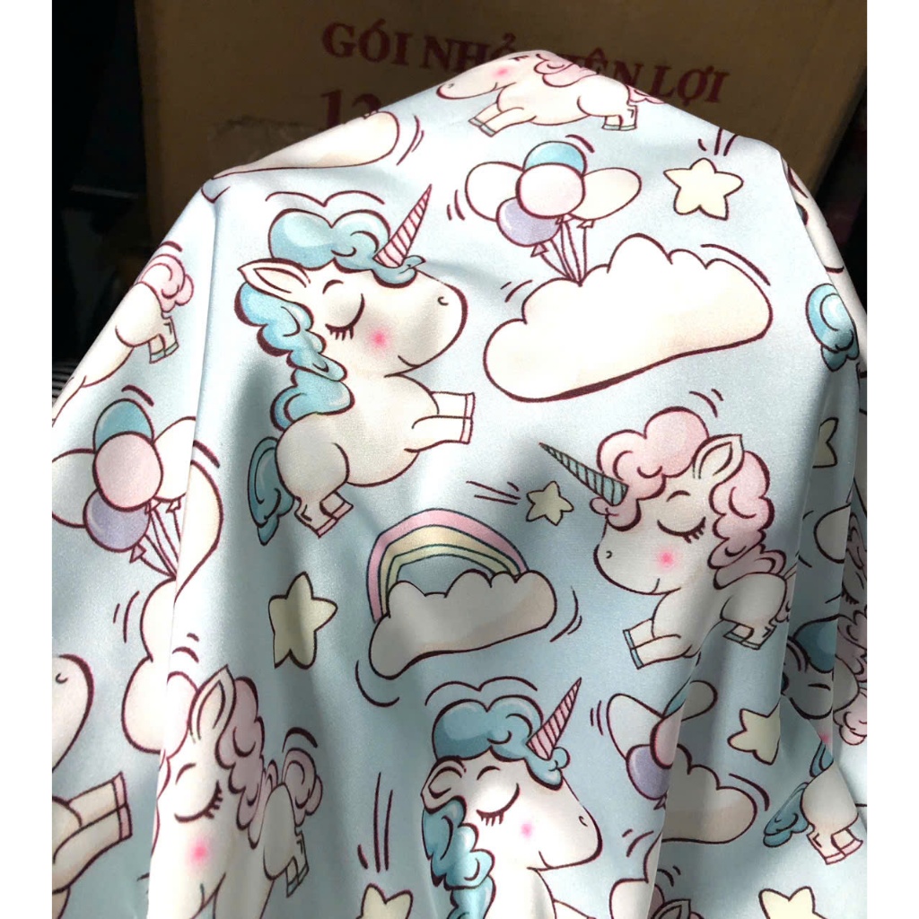 A911 - ผ้าไหมลาตินฝรั่งเศสรูปสัตว์ (0.9m x 1.5m) ยืด