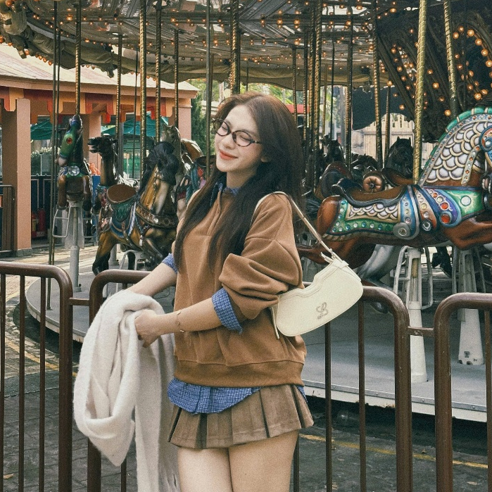 (OLDSCHOOL PHOTO) กระโปรง SHORT PLEATED SUEDE พร้อมกางเกงด้านใน A747