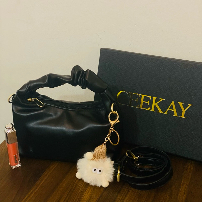 กระเป๋าถือผู้หญิง Ceekay Black ของแท้