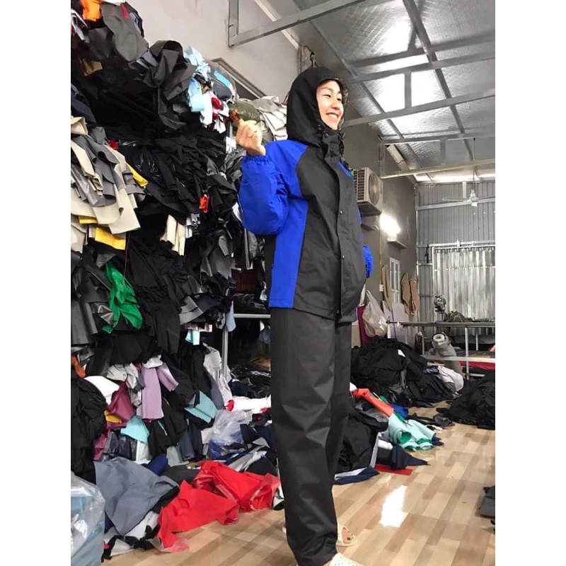 ชุดเสื้อผ้ากันฝน 2 ชั้น thumbnail 9