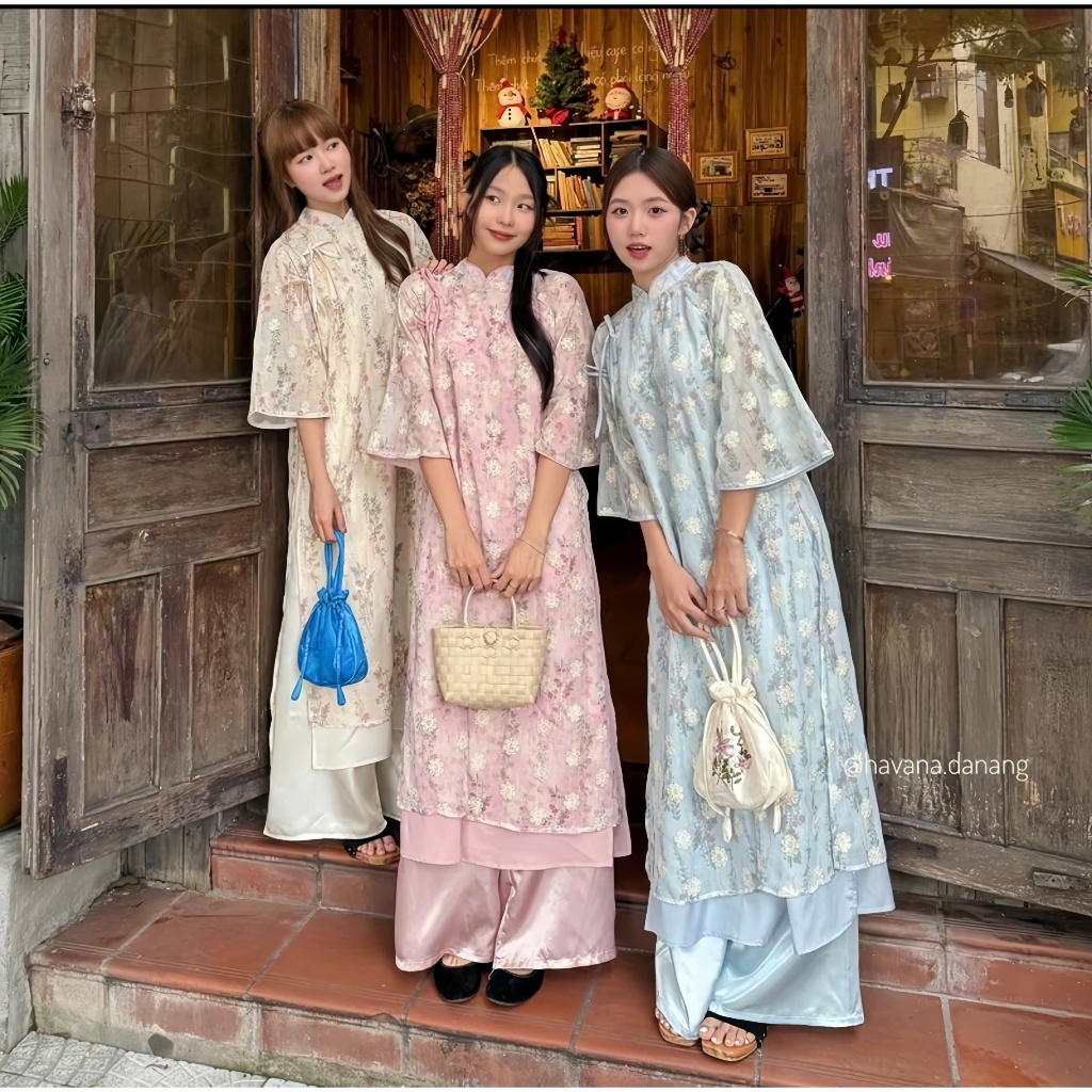 A56VModern ao dai (พร้อมกางเกงผ้าไหมยาว 105 ซม.) ปักลายดอกไม้และโบว์ น่ารักหรูหรา 3 สี Tet ao dai Va