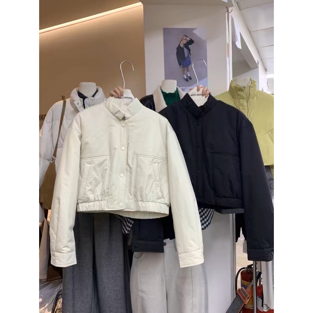 LA CHARMÉ | กระเป๋าทรงสี่เหลี่ยมพร้อมเข็มขัดคอไขว้ 80518 AT THE BAGEL