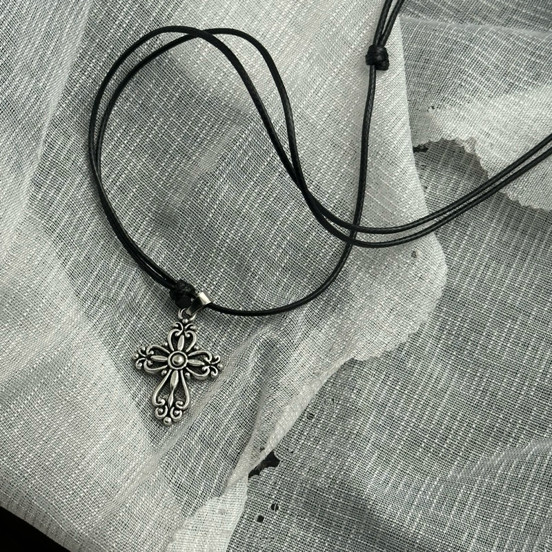 [FlowerTiny] สร้อยคอ Pace