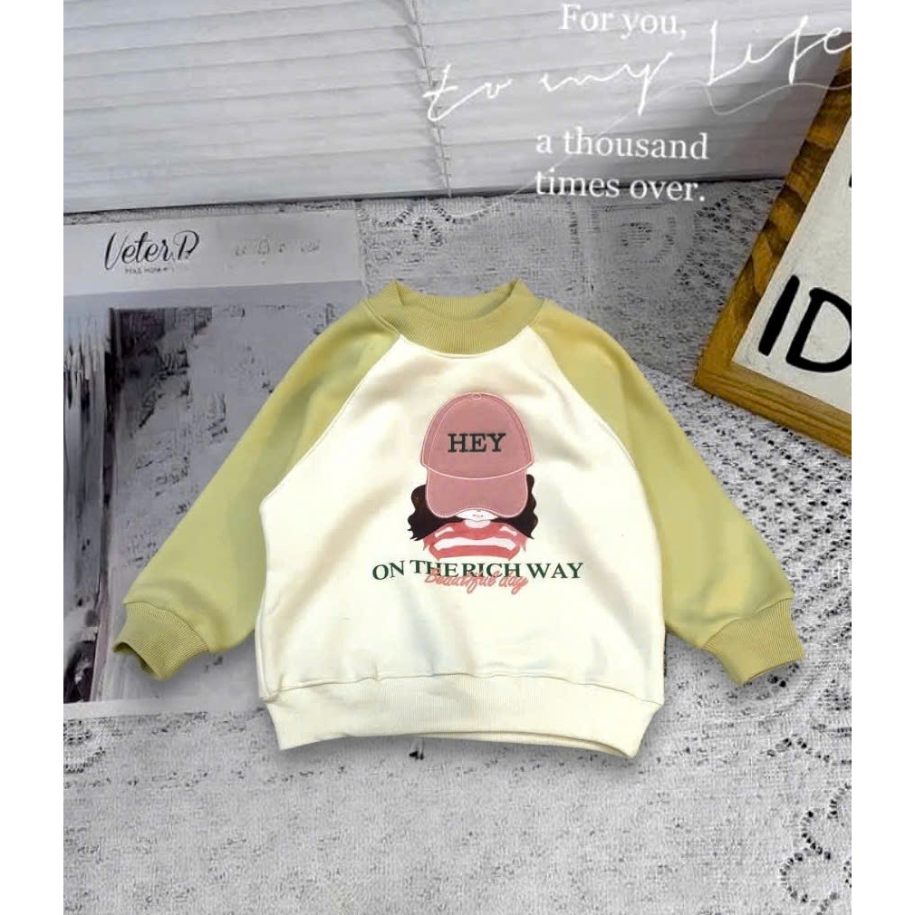 เสื้อสเวตเตอร์ผ้าฝ้ายสีขาวฤดูใบไม้ร่วงและฤดูหนาวสําหรับรัสเซีย GIRLS Fish A1N0T0 - A1P0V0