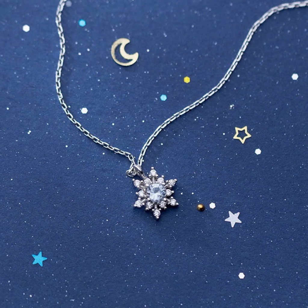 HAS สร้อยคอเกล็ดหิมะหินสีฟ้า - HDC25 (หน้าเล็ก)