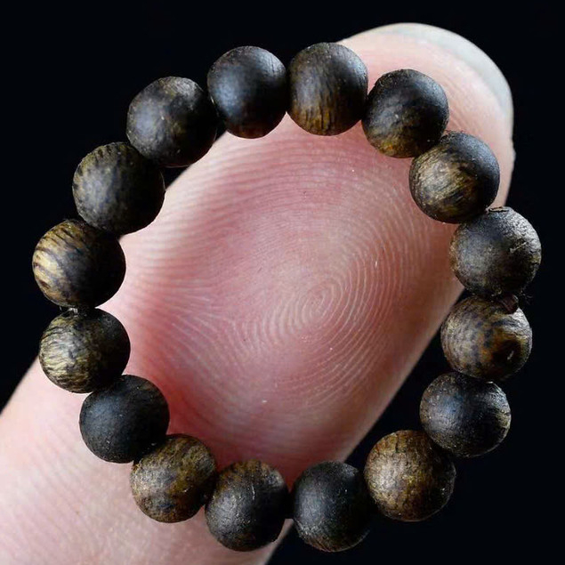 Ky แหวนไม้กฤษณาไหหลําพร้อมลูกปัดกลม 4 มม. และน้ํามันดําจม 99 ไม้กฤษณาดีบุก Bach