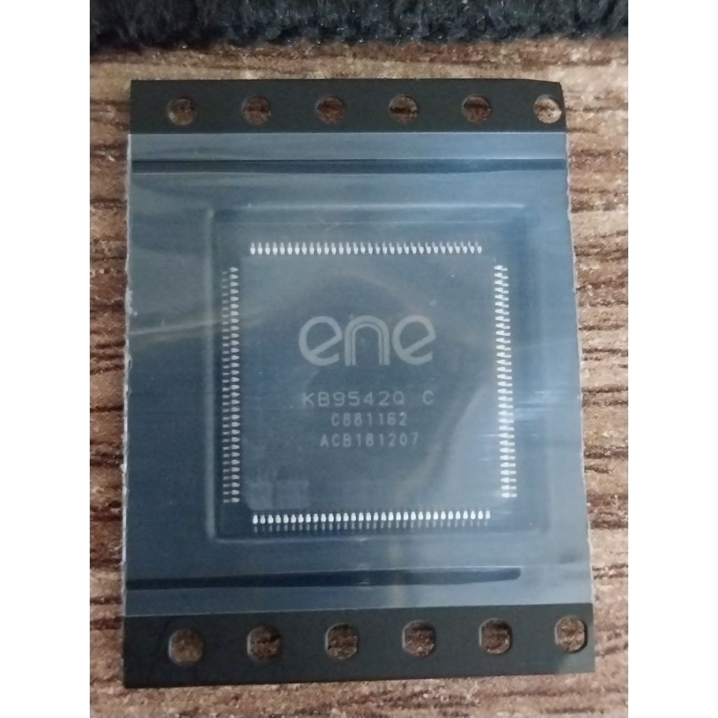 KB9542QC 9542 io บนบอร์ดหลัก