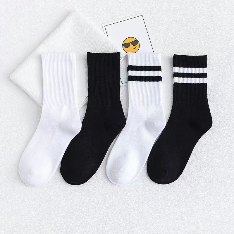 Dtn191คู่ถุงเท้าผ้าฝ้ายลายทางสีดําและสีขาวแฟชั่นฤดูใบไม้ร่วงเกาหลีสําหรับผู้ชายและผู้หญิง- ทีดี247