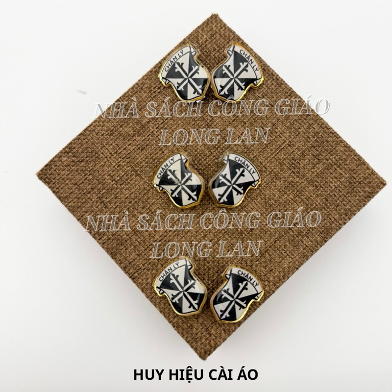 [INB QUANTITY] เสื้อยืด DA MINH BADGE