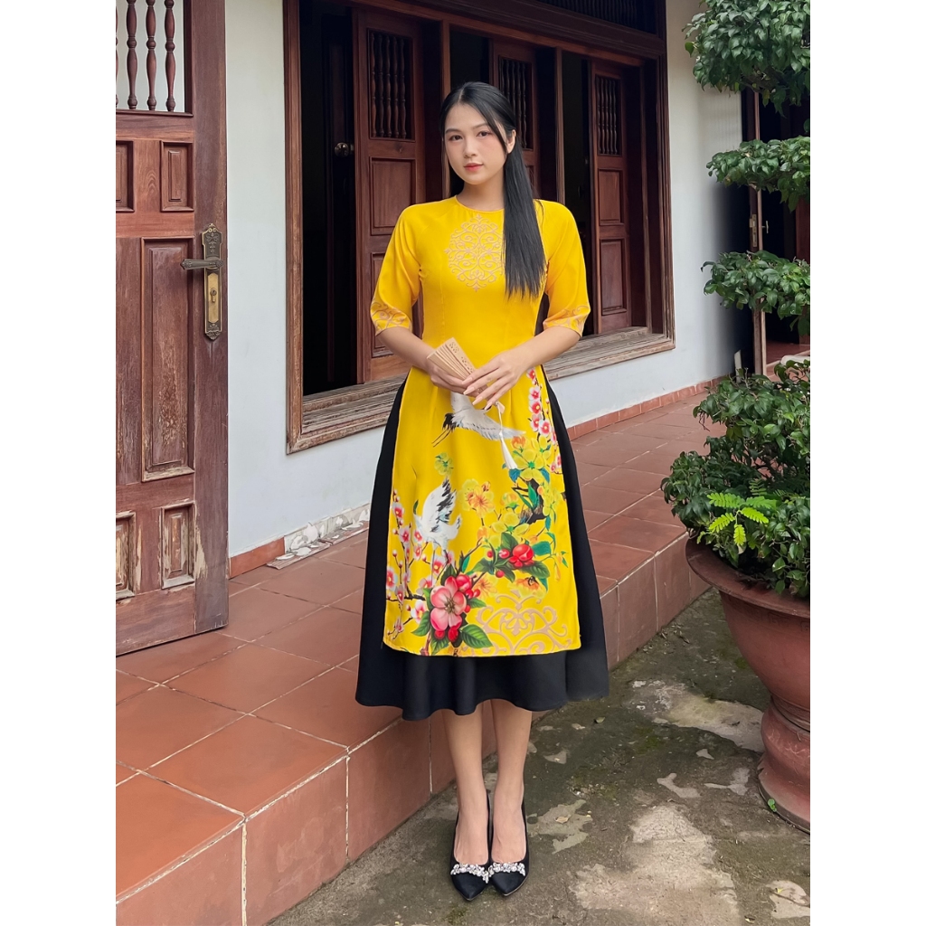 Renovated Ao Dai AD053 พิมพ์ด้วยดอกไม้แอปริคอทและเครนพร้อมกระโปรงผ้าไหม - ผู้หญิง Ao Dai พร้อมการออก
