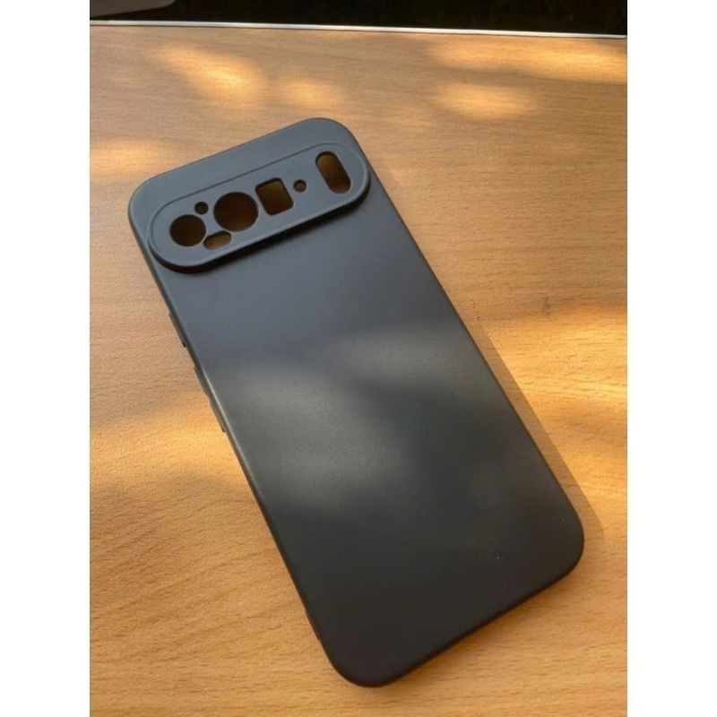 เคสซิลิโคนยืดหยุ่นสีดําสําหรับ google Pixel 9,Pixel 9 pro,Pixel 9 pro xl เคสยืดหยุ่นสีดําสวยมาก