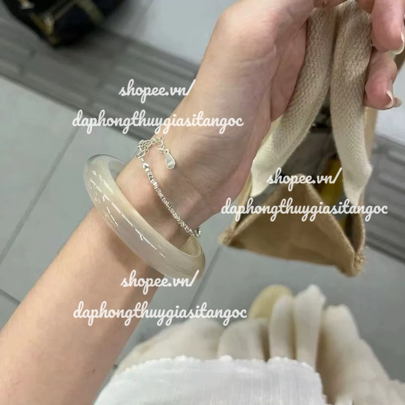 สร้อยข้อมือกุ้ยช่ายพระจันทร์ขาว Svip 5A