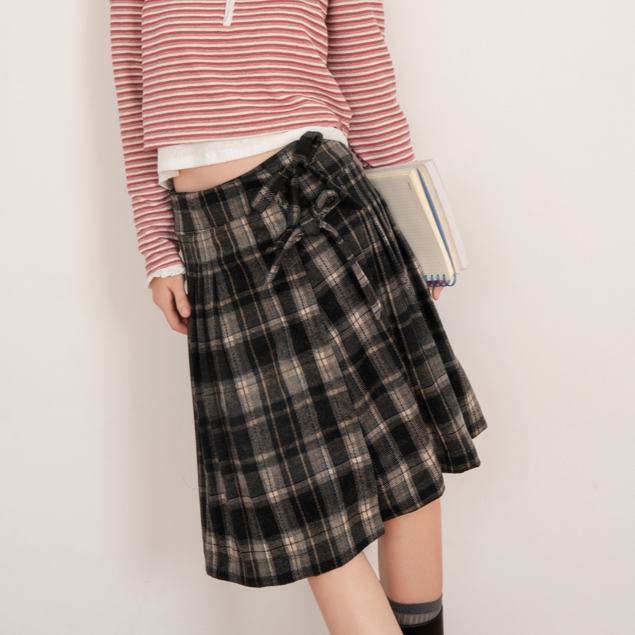 Dóra the label - กระโปรง Preppy