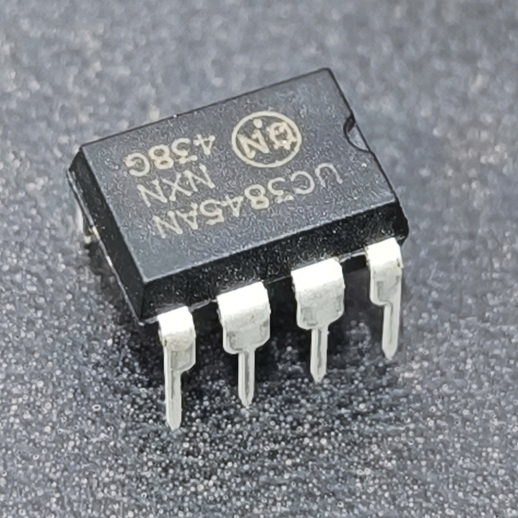 UC3845 UC3845B KA3845 TL3845AN 3845 DIP-8 power IC 100% ใหม่
