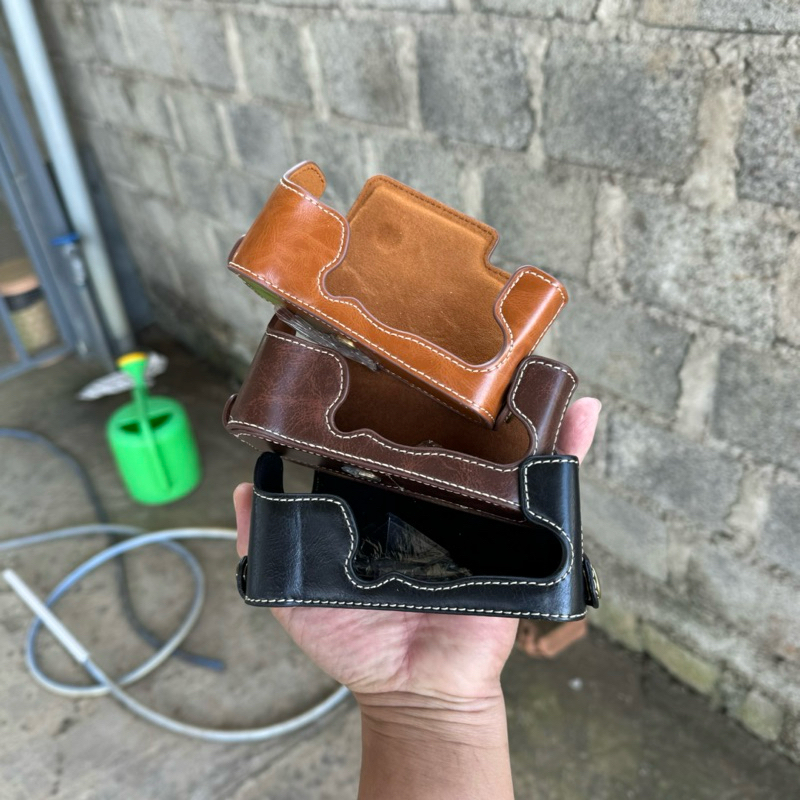 เคสหนัง Fujifilm XE3 halfcase - พร้อมฝาหลัง LCD