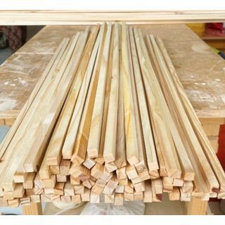 บาร์ไม้สนเหลี่ยม 0.5cmx3cm ยาว 40cm [TV05X25] + ไสเรียบ 4 ด้าน