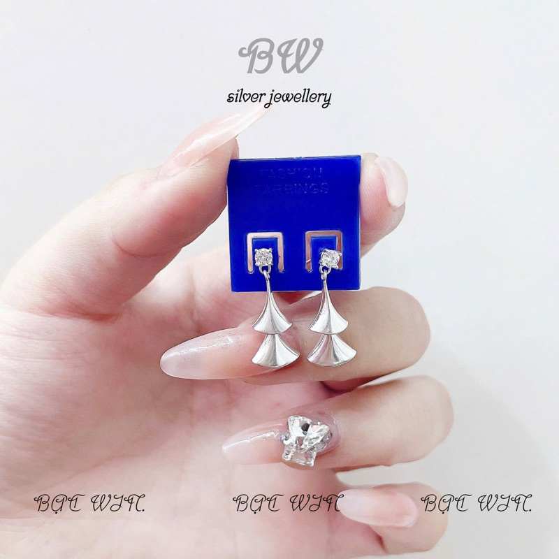 (WIN SILVER) BW77 ต่างหูเงินทรงกรวยคุณภาพสูงเหมาะสําหรับ ao dai