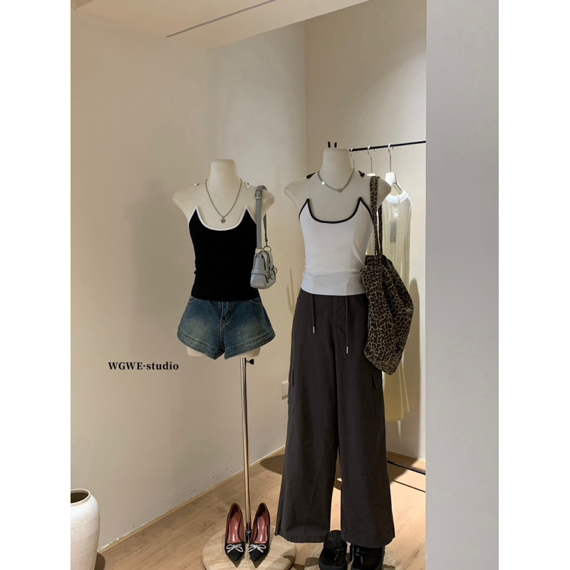 /wgwe.studio - WGWE/ เสื้อกล้ามผู้หญิงพื้นฐาน QC สลิมฟิตคุณภาพสูง 1053