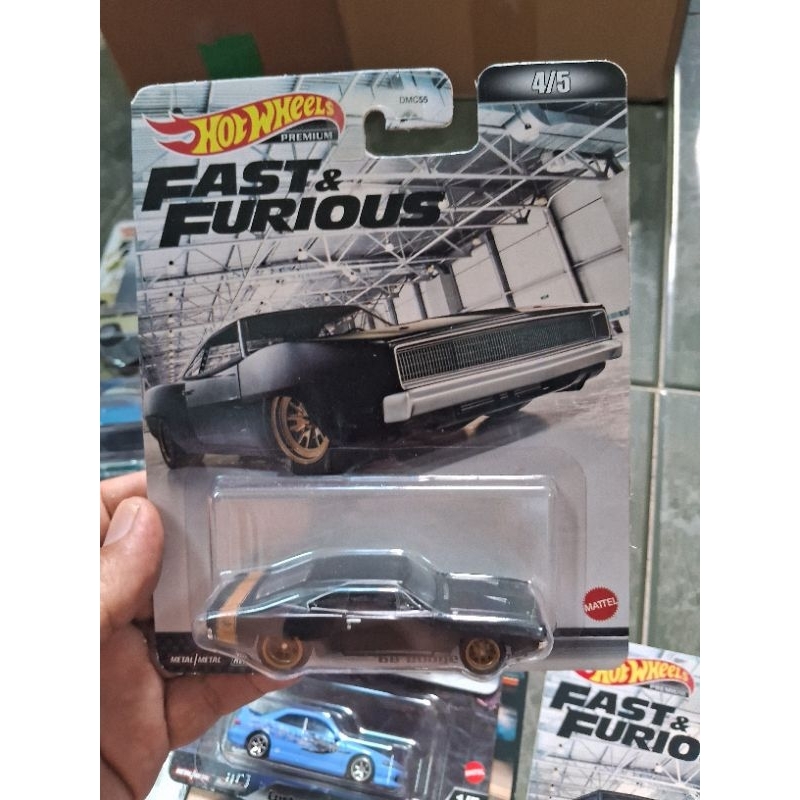 HOT WHEELS PREMIUM 1968 DODGE CHARGER FAST AND FURIOUS