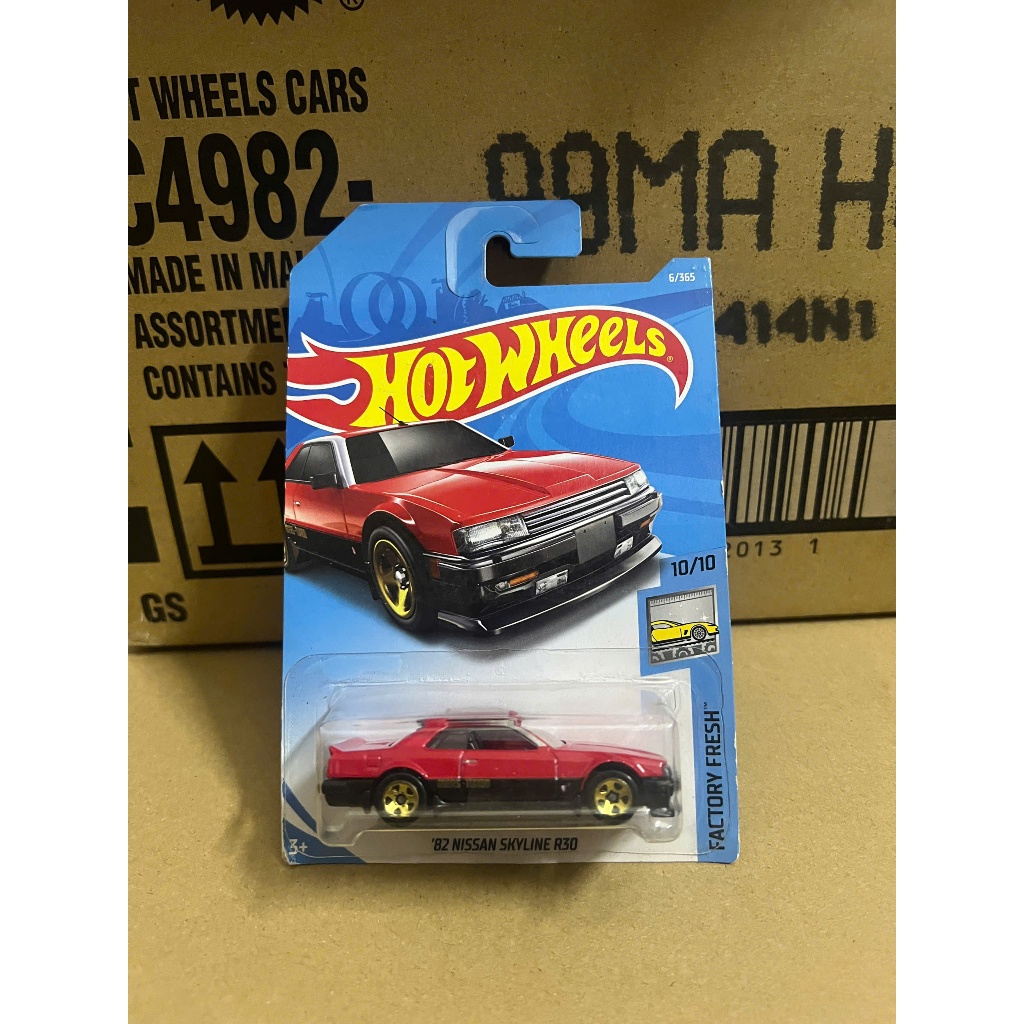 LeHuong Diecast - Hot Wheels 82 Nissan Skyline R30 รถโมเดล (สีแดง)