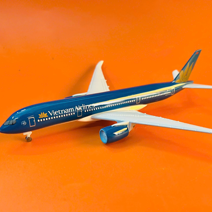 BEAUTIFUL STANDARD TYPE 1 A350 AIRCRAFT MODEL WITH WHEELS (ครบกล่อง)
