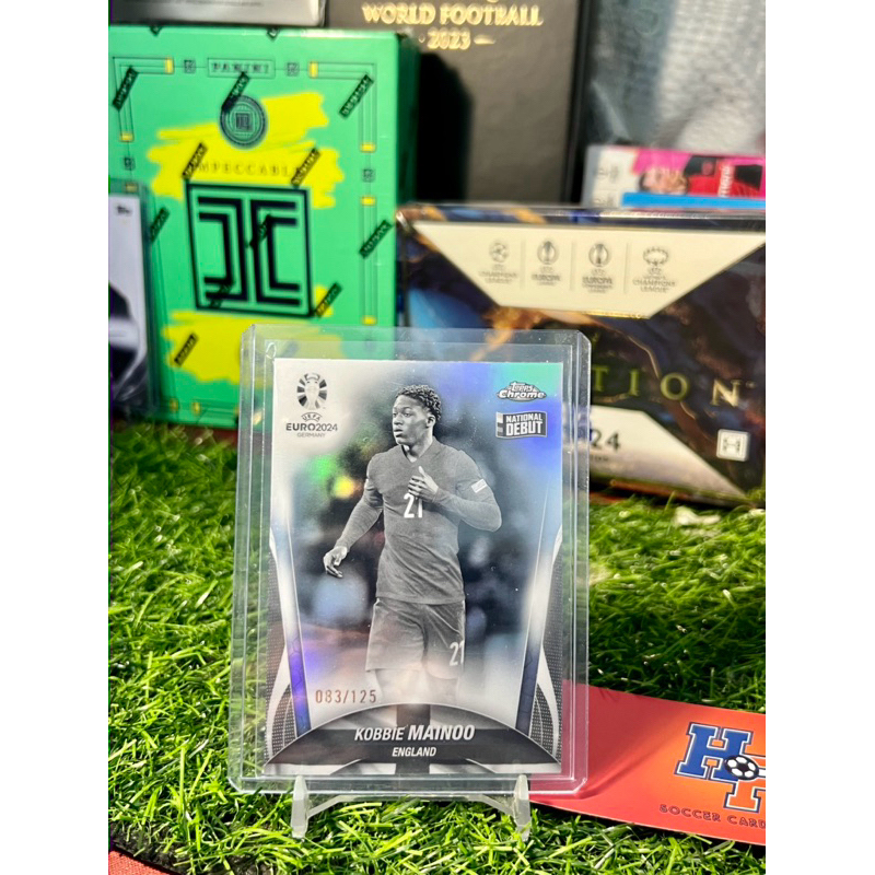 การ์ดฟุตบอล Kobie Mainoo /125 Topps Chrome Eur0 2024