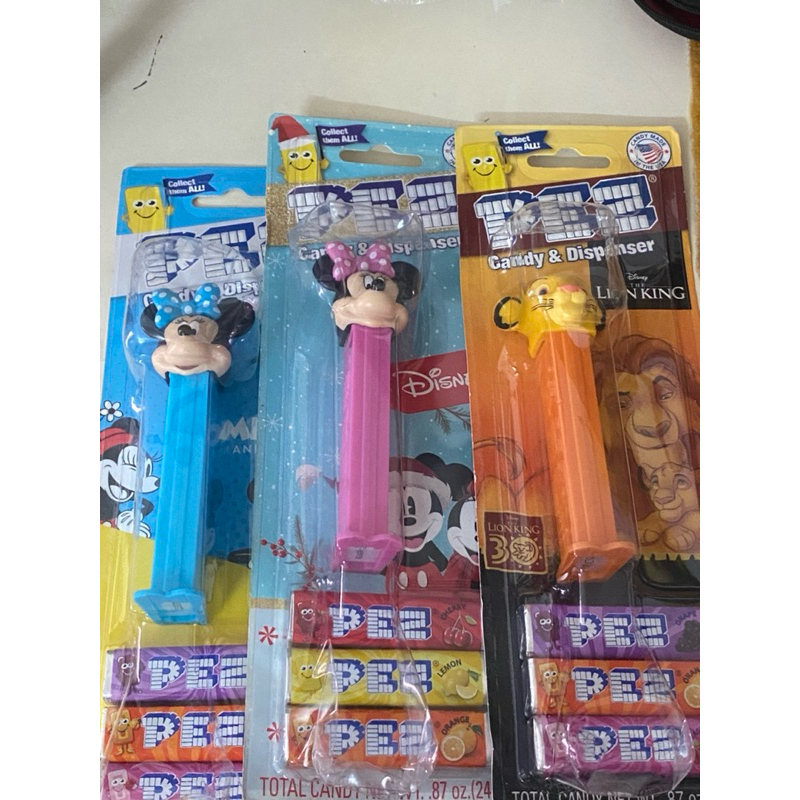 [ร้านค้าจัดส่งแบบสุ่ม] Disney Pez Candy ของเล่นการ์ตูนชื่อดัง Candy pusher & Dispenser (3 Candy bars