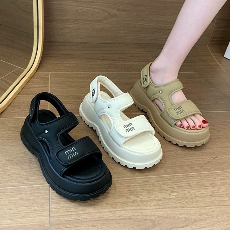 ประเภทที่มีจําหน่าย 1 - รองเท้าแตะผู้หญิง MiiM พร้อมสายแนวนอน 2 เส้น, พื้นลิ่ม 6 ซม. - รองเท้าแตะราคาถูกพร้อมสายรัดหลังสําหรับนักเรียน