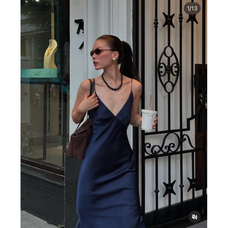 เดรสยาว Form 2-Strap Silk Dress (มีโฟม)