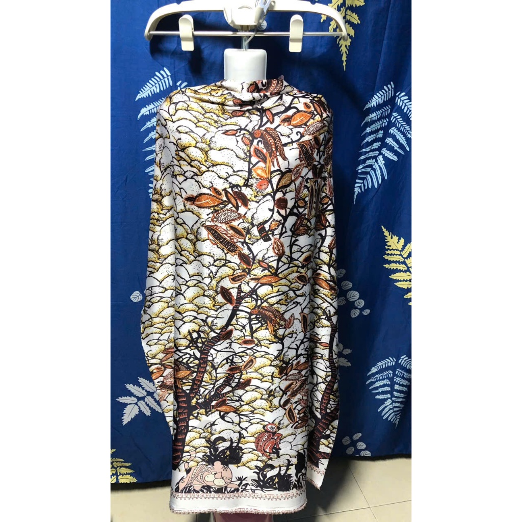 B699 - ผ้าไหมละติน (0.8m x 1.5m) ยืดแข็งแรง