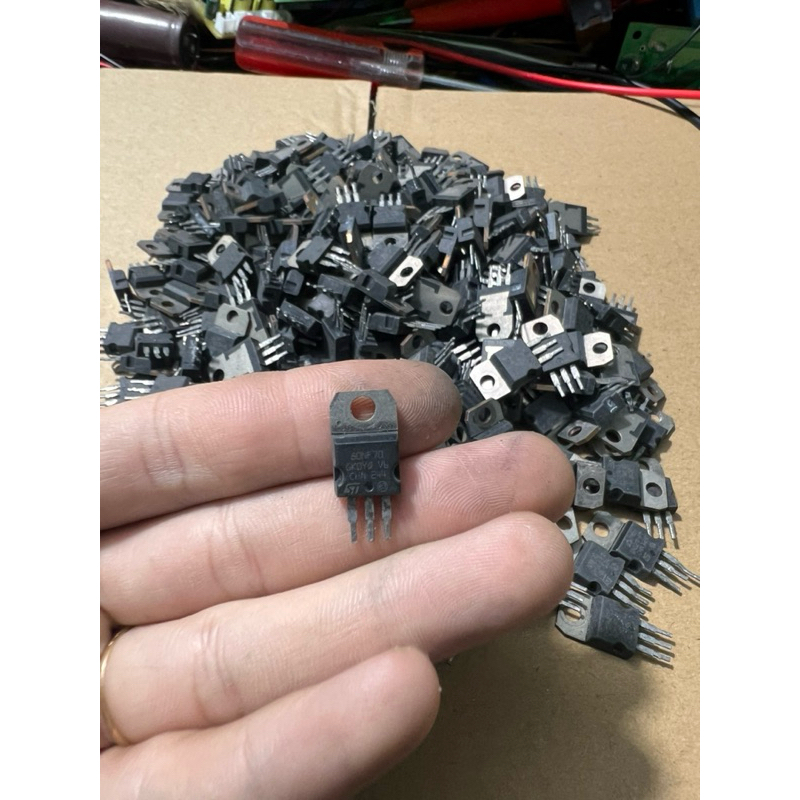 [HCMC] Mosfet 80NF70 หลังทองแดงขนาดใหญ่