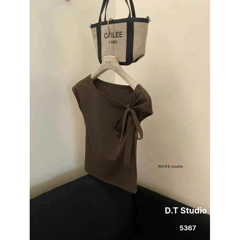 Ssu.Studio GUANGZHOU WGWE เดรสปาดไหล่